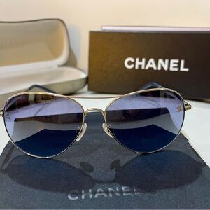CHANEL Blue Gradient Aviator Sunglasses